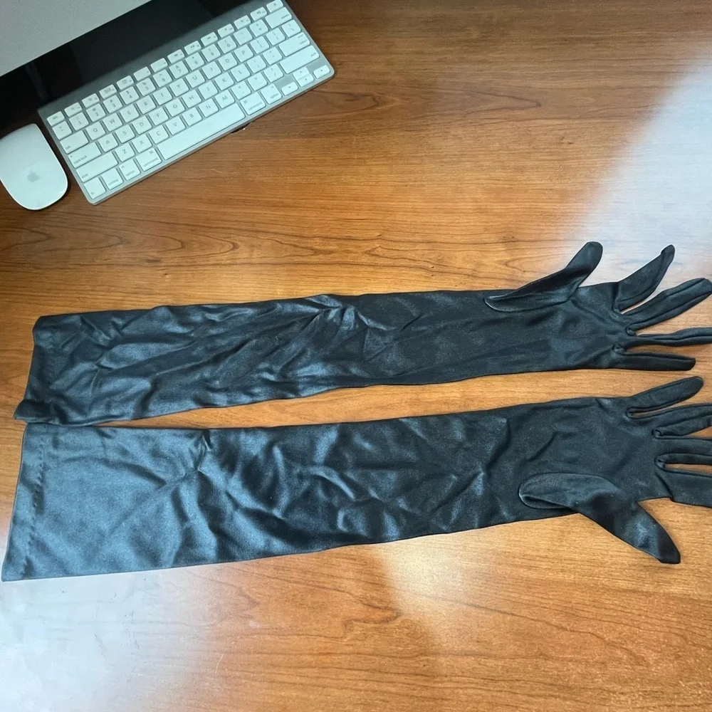 Long Black Nylon Gloves Opera Size UNI